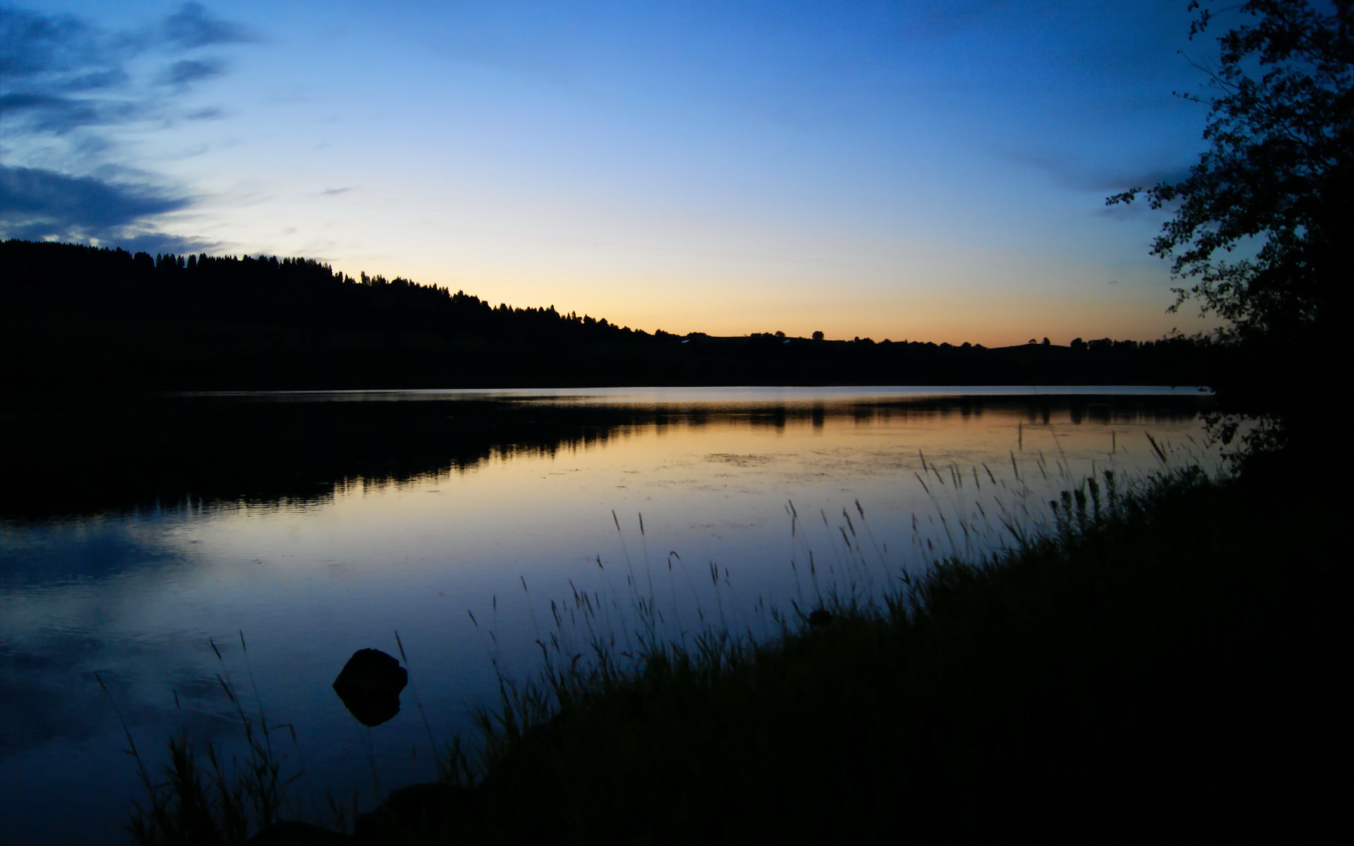 出发-转身-冲刺三段对比:美快中控,中稳后追