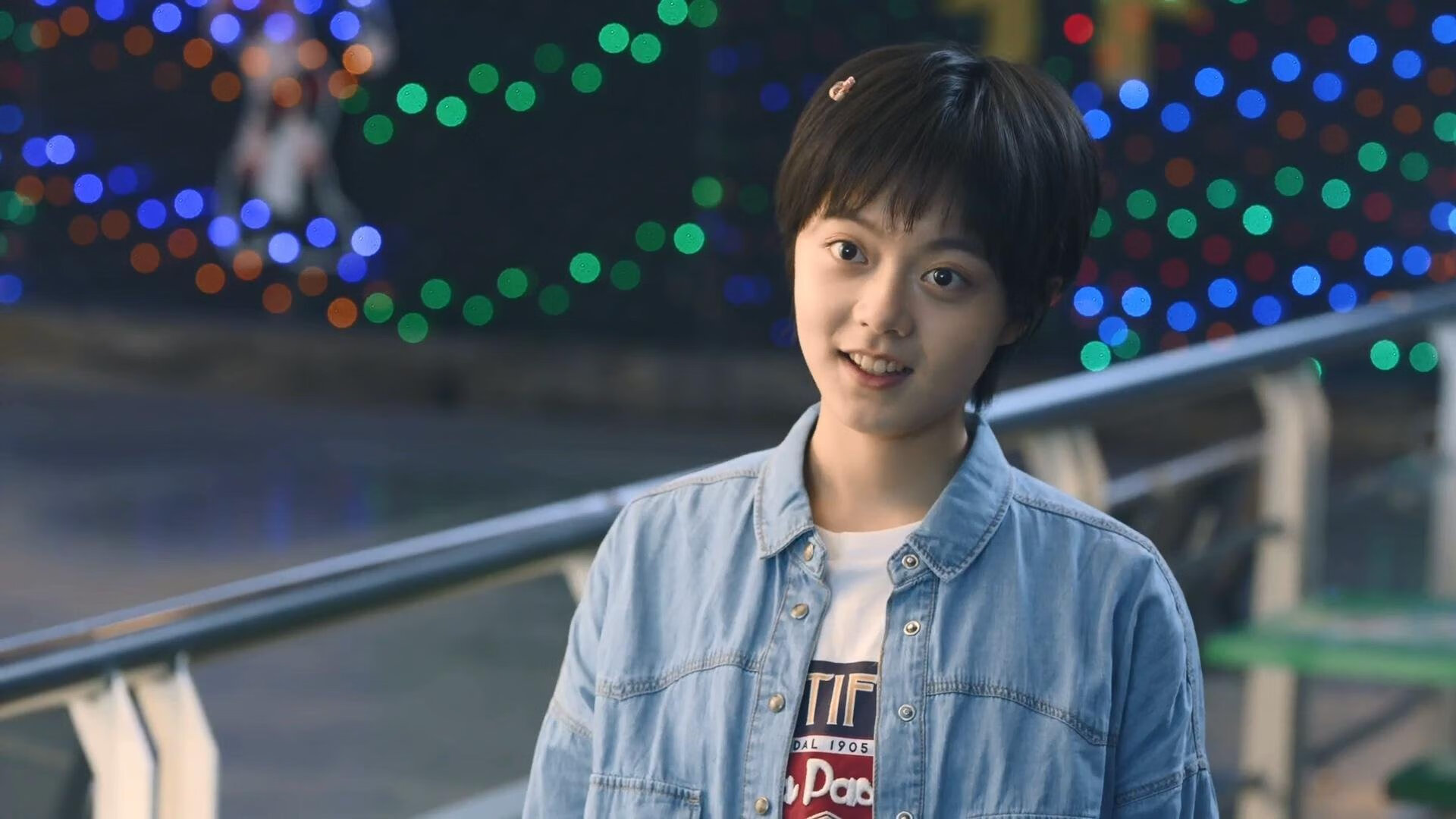 中超球队使用战术投影设备实时调整训练节奏，足球投影